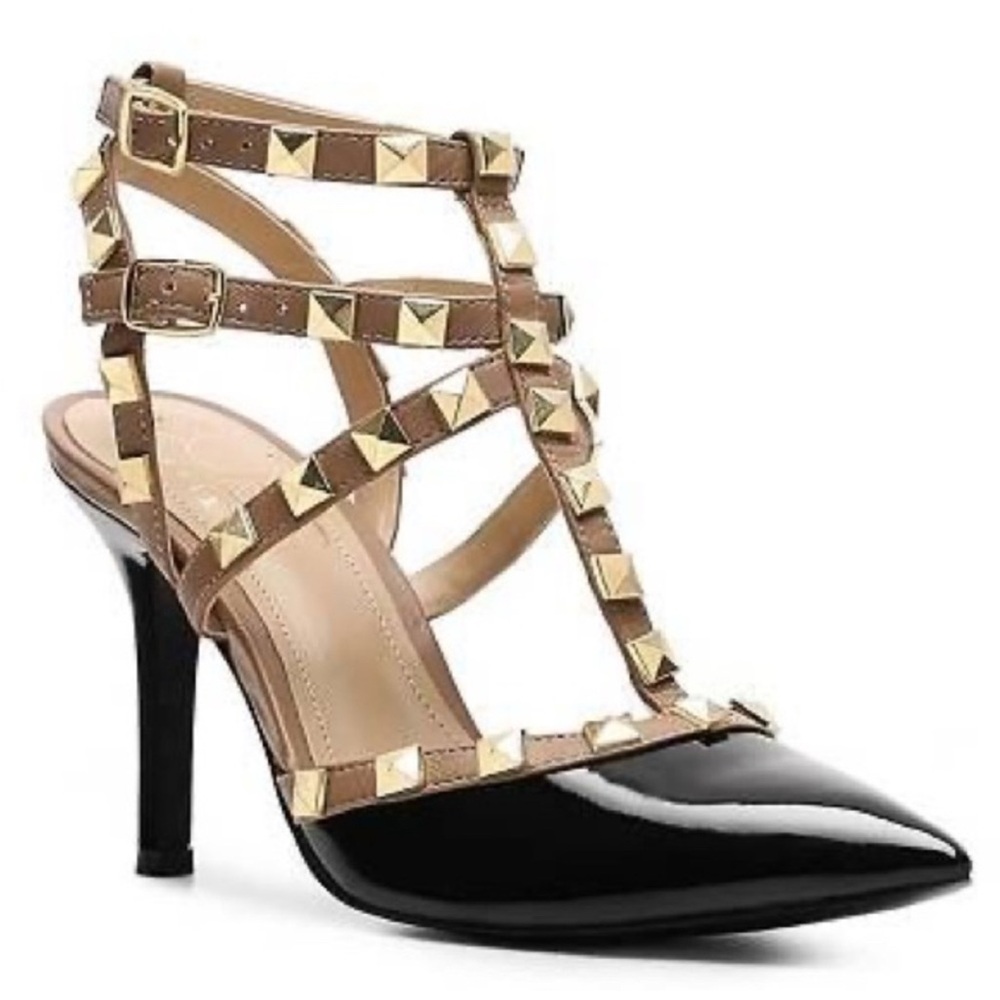 BCBG Paris Studded T-Strap Heels Nude & Black Patent Pointed Toe Pumps Size 7